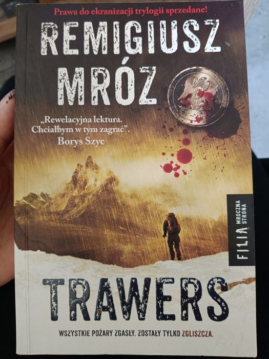 Trawers Remigiusz Mróz