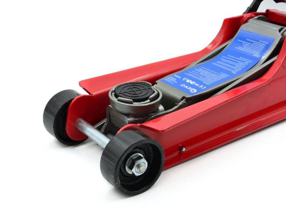 Домкрат низкопрофильный подкатной 2.5 т 85-385 Geko 02046