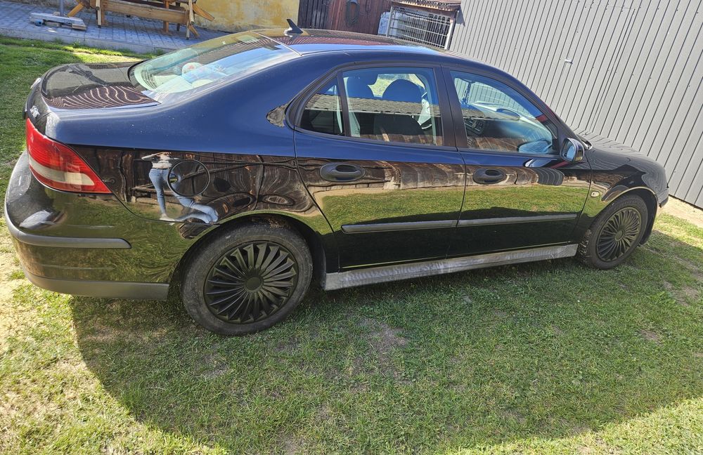 Samochód osobowy Saab 93
