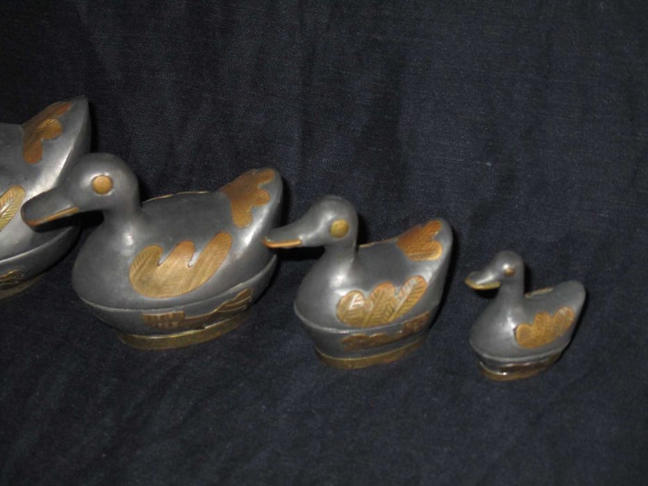 5 Caixas em forma de Pato Estanho e Latão