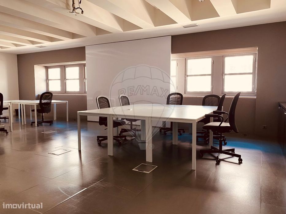 Escritório T0 para arrendamento