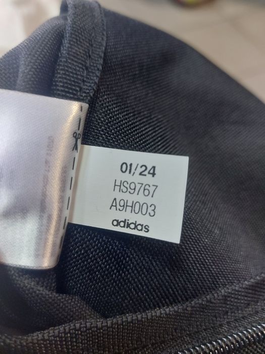 Спортивна сумка на взуття Adidas Tiro L Shoebag HS9767 Чорна