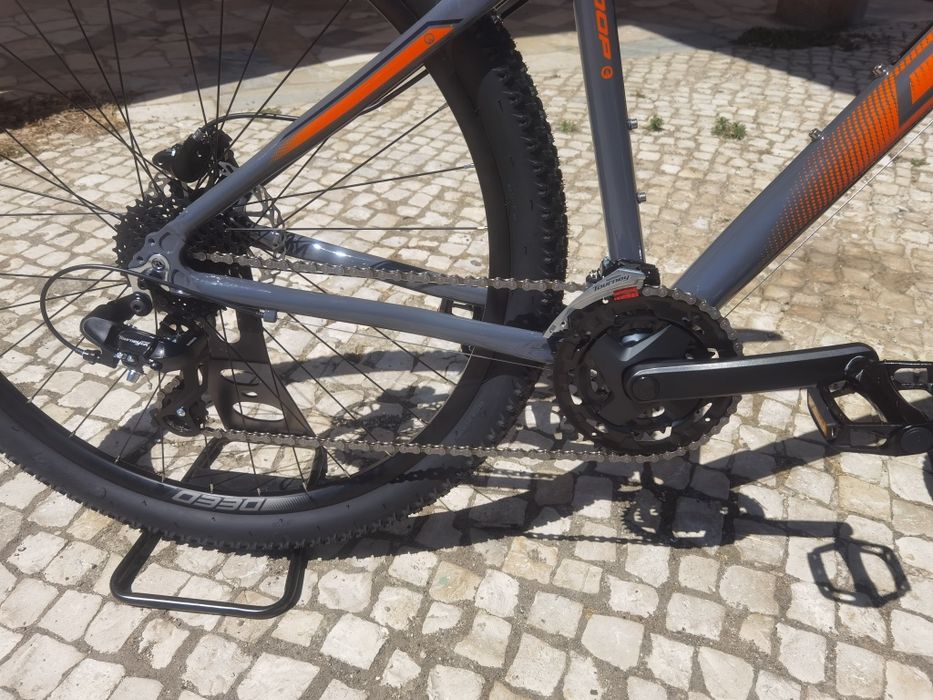 Bicicleta Deed Hoop 29 cinza