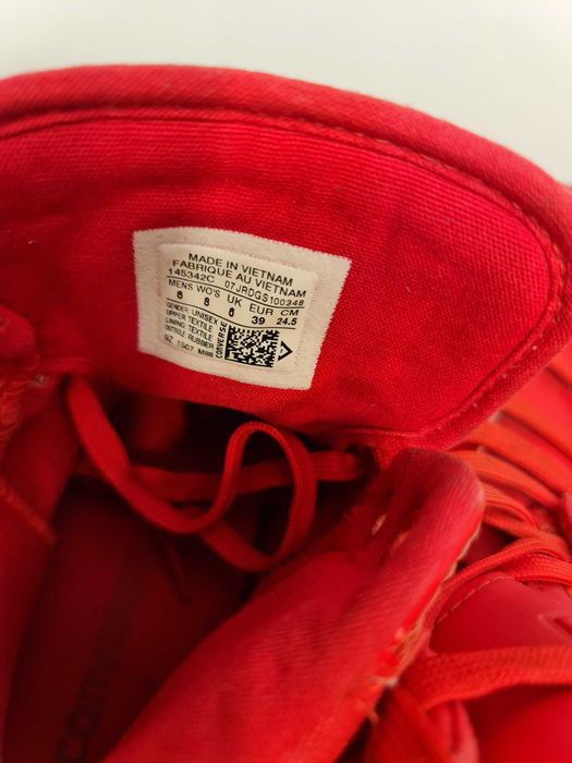 Bardzo ładne czerwone trampki Converse rozmiar 39