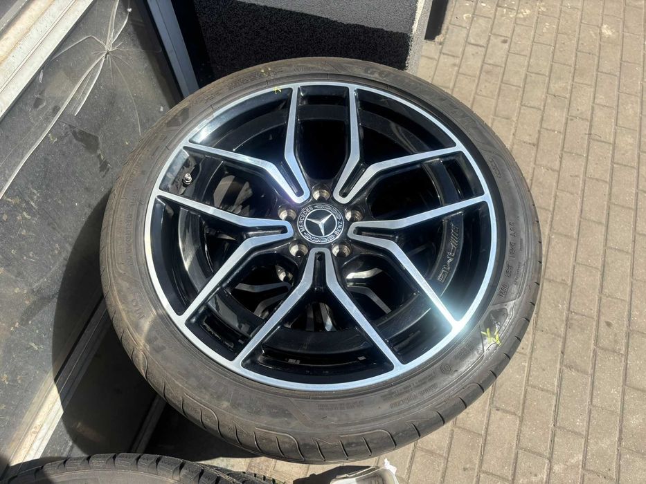 KOŁA LETNIE 19 Mercedes AMG E Klasa W213 5x112 8J ET43 + 9J ET49 245/40R19 + 275/35R19 Goodyear Eagle F1 Asymmetric 3 6.3MM 2021R