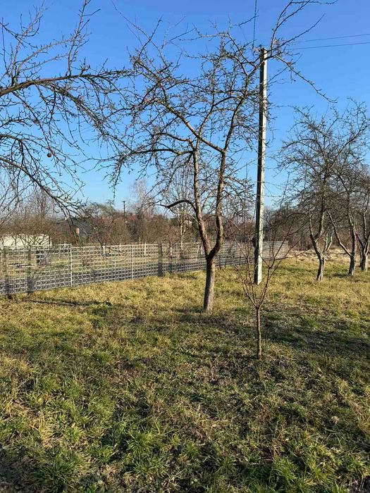 будинок та земельна ділянка 28 сот., м. Жовква