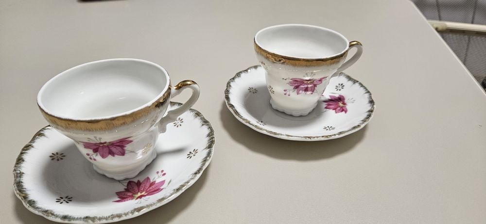 Кофейные     чашки