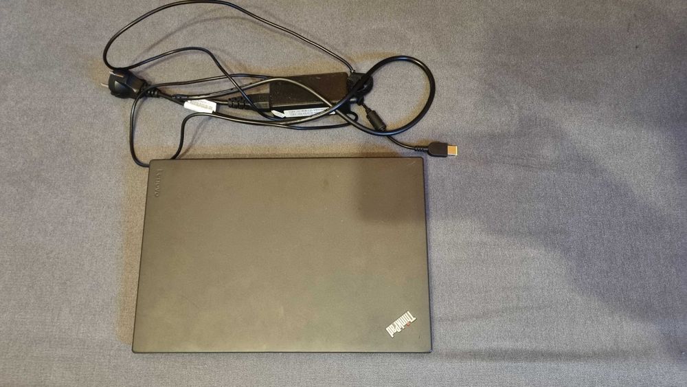Laptop Lenovo ThinkPad 8GB 256GB SSD Linux Debian
