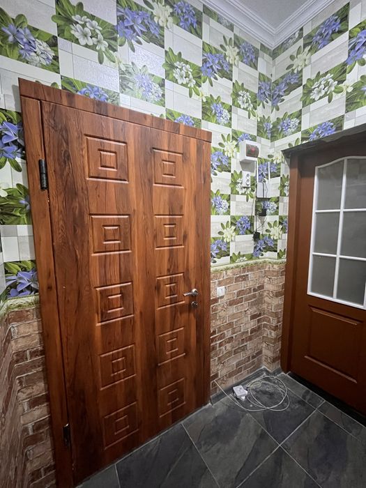 Продам 2к сталинку пр. И. Мазепы возле 5 школы