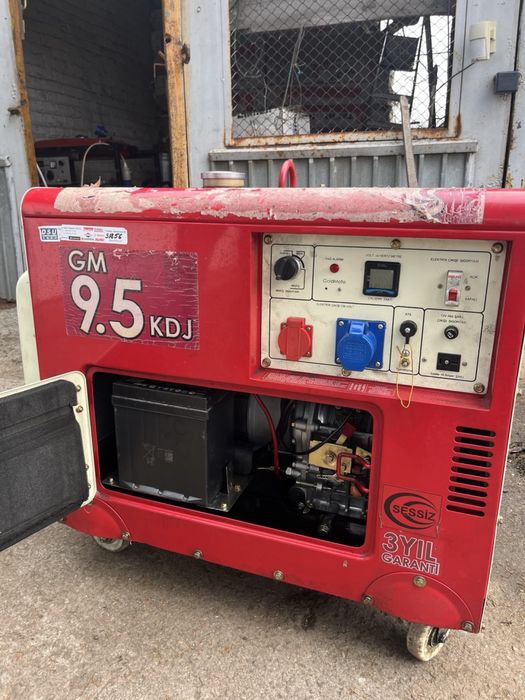 Дизельный генератор GoldMoto GM9.5KDJ