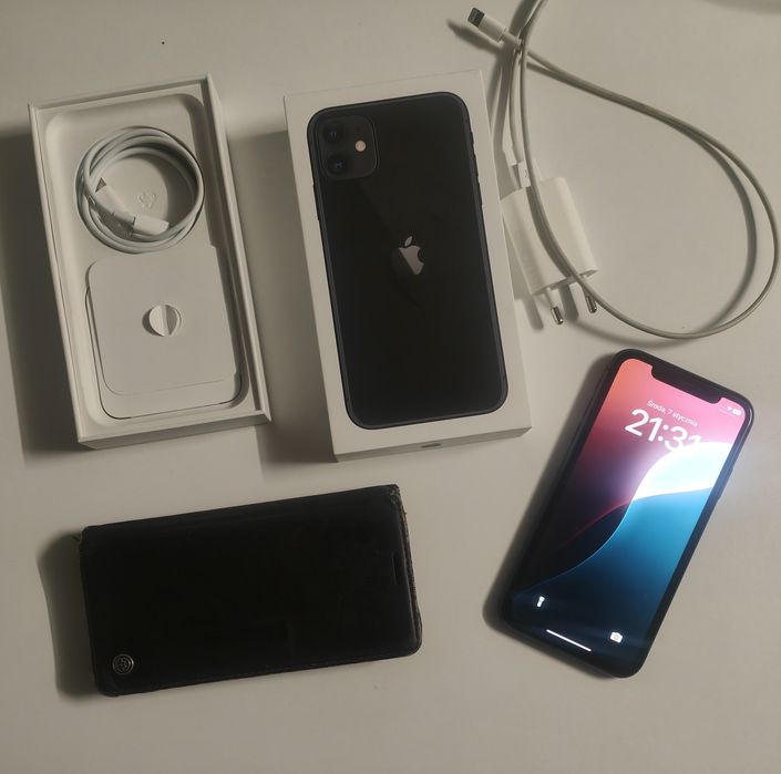 Iphone 11 64 gb  .