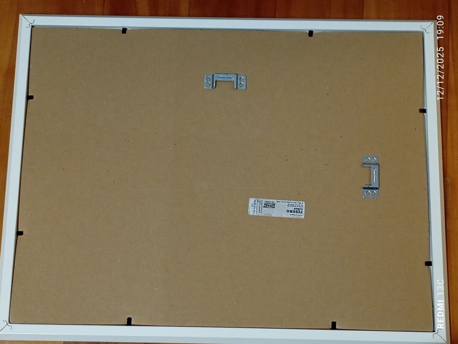 Puzzle em madeira com moldura