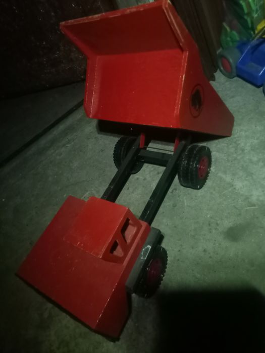 Ретро іграшка самосвал Білаз