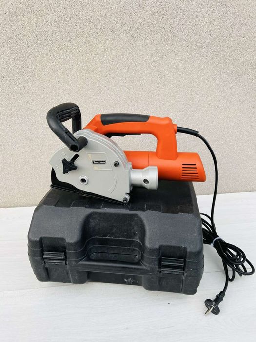 В наявності  штраборіз Toolson з кейсом!