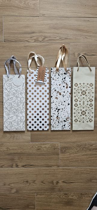 Zestaw nowych torebek ozdobnych kropki wzorki złocenia 4sztuki na wino