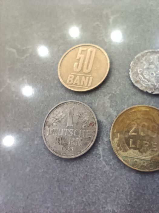 Zestaw monet kolekcjonerskich lire Mark bani fenning cent 1924