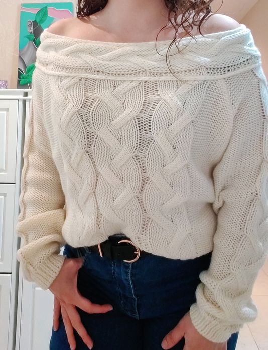 Camisola com ombros destapados