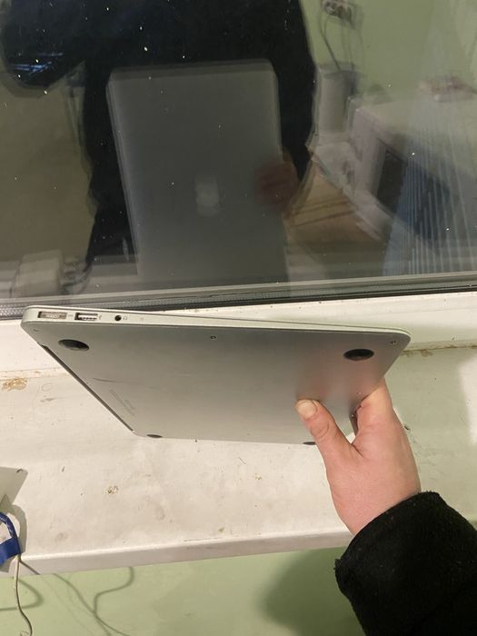 Мак бук Аір на запчастини