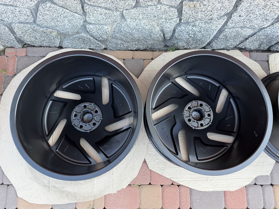 Нові оригінальні диски R21 Volkswagen ID 4/6/Unyx