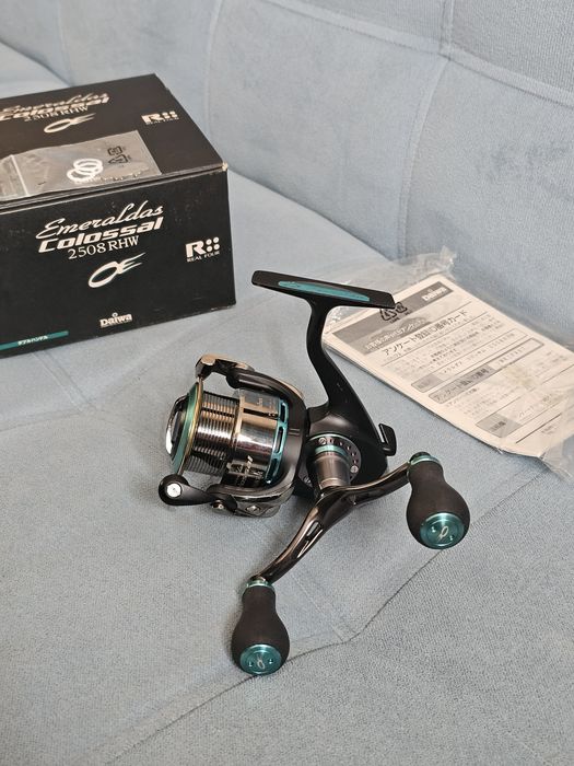 Daiwa Emeraldas Colossal 2508RHW. Certate, Exist, Hyper Custom