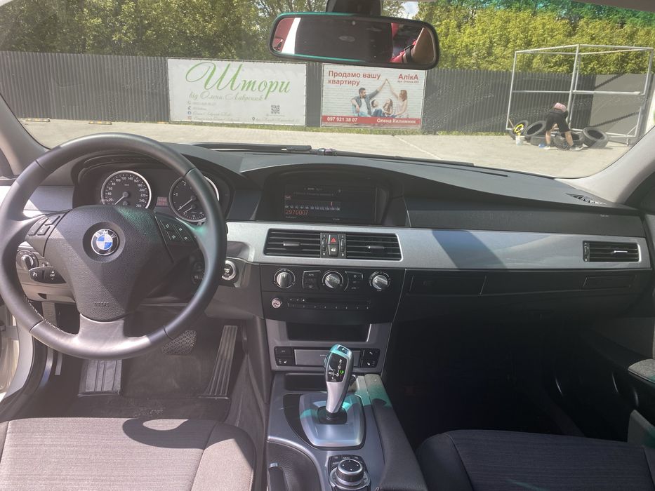 BMW 5 Series 2009 E61 (FL) • 525d Automatic (197 к.c)