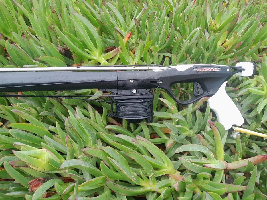 Arma de caça submarina beuchat 95