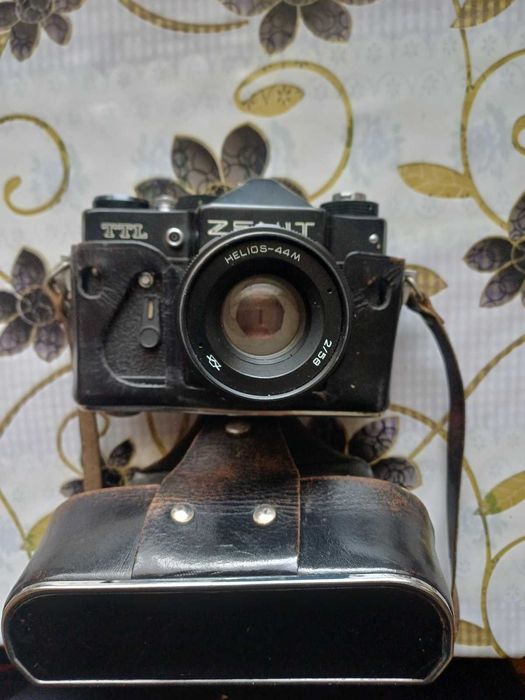 Фотоапарат Zenit