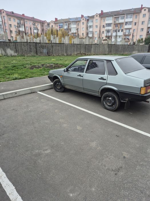 Продам ваз 21099