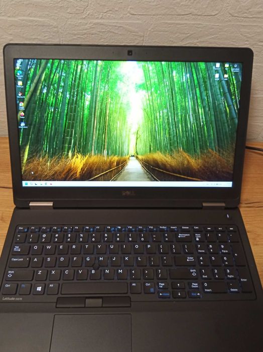 Dell Latitude 5570: 15.6"FHD/Intel Core i5-6440HQ/DDR4 8gb/256 GB NVMe