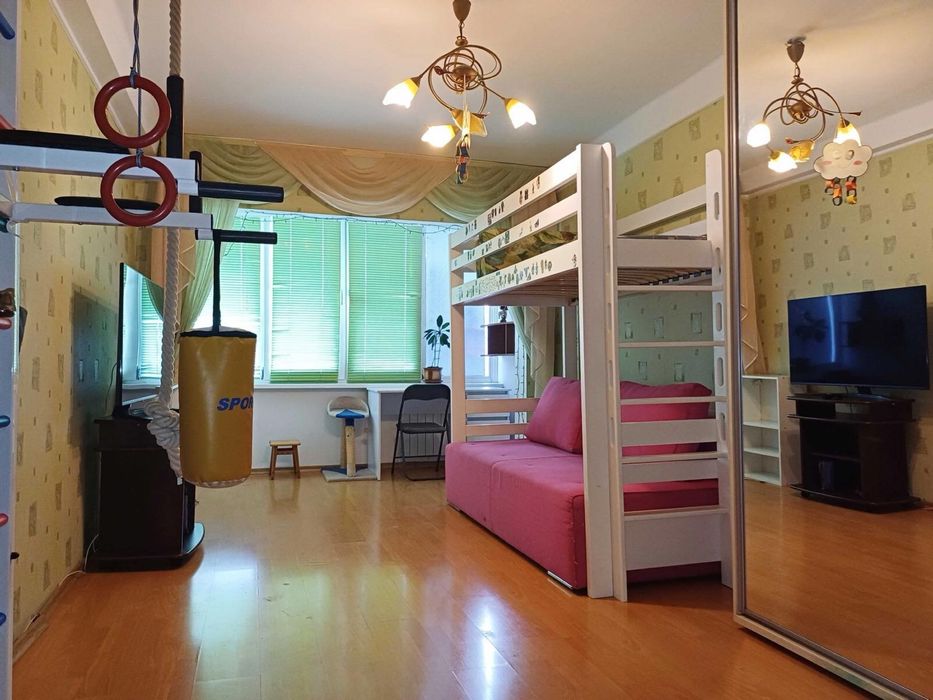 Продам 2х кімнатну квартиру 60 кв.м на Березняках