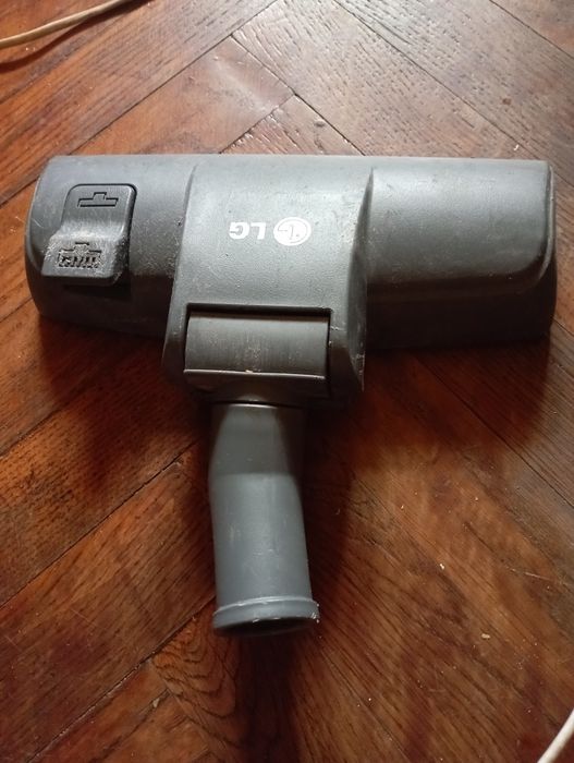 Щётка  и трубка шланг для пылесоса LG Филлипс