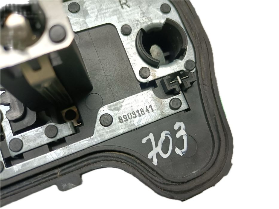 Suporte lâmpada direito VOLKSWAGEN Golf V (1K1)