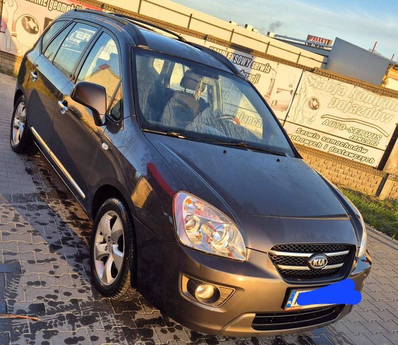 KIA carens 2.0 CRDI