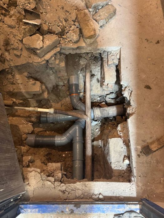 Земляные работы, септик под ключ, монтаж канализации и водопровода