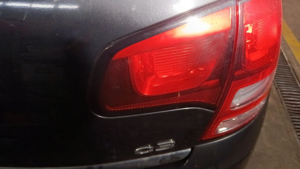 Farolim da mala direito CITROËN C3 II (SC_)