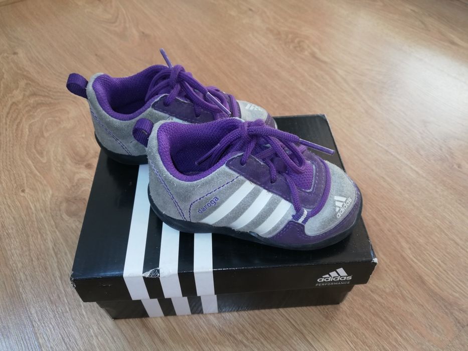 Adidas dziecięce buciki