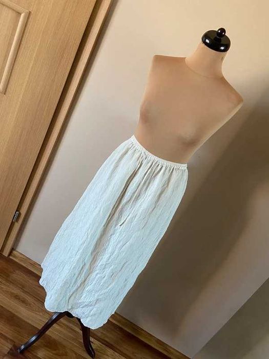 Krem ecru hm h&m na gumce maxi dluga spodnica z podszewka m l 38