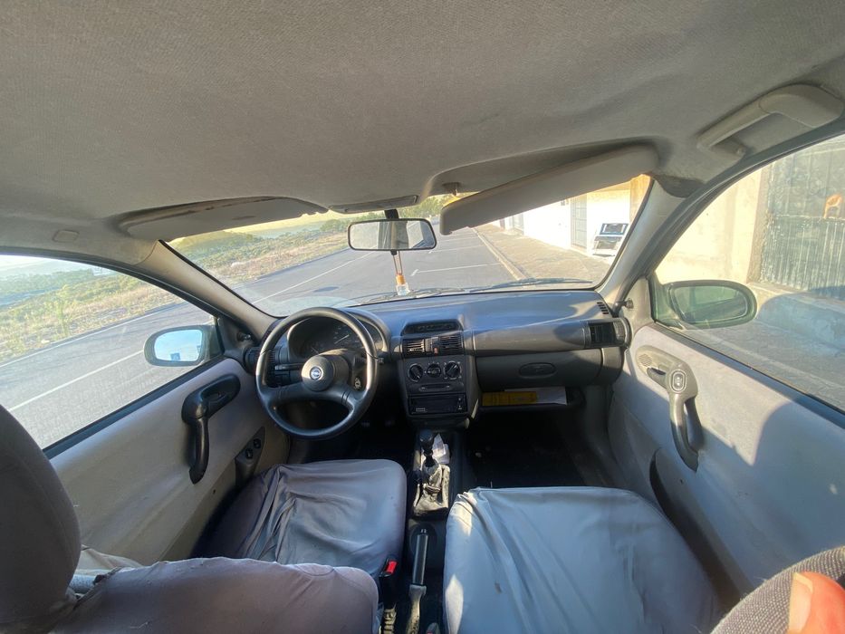 Quero vender um Opel corsa