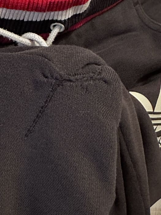 Жіночій спортивний костюм adidas розмір с