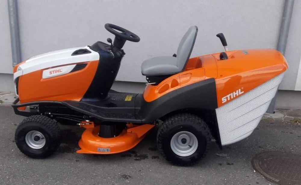 Traktorek kosiarka STIHL RT5097Z z pług śnieżnym