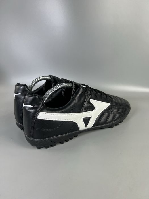 Футзалки сороканіжки Mizuno 40р
