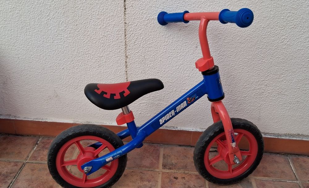 Bicicleta Homem Aranha