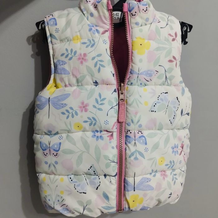 Жилетка ,безрукавка двостороння для дівчинки