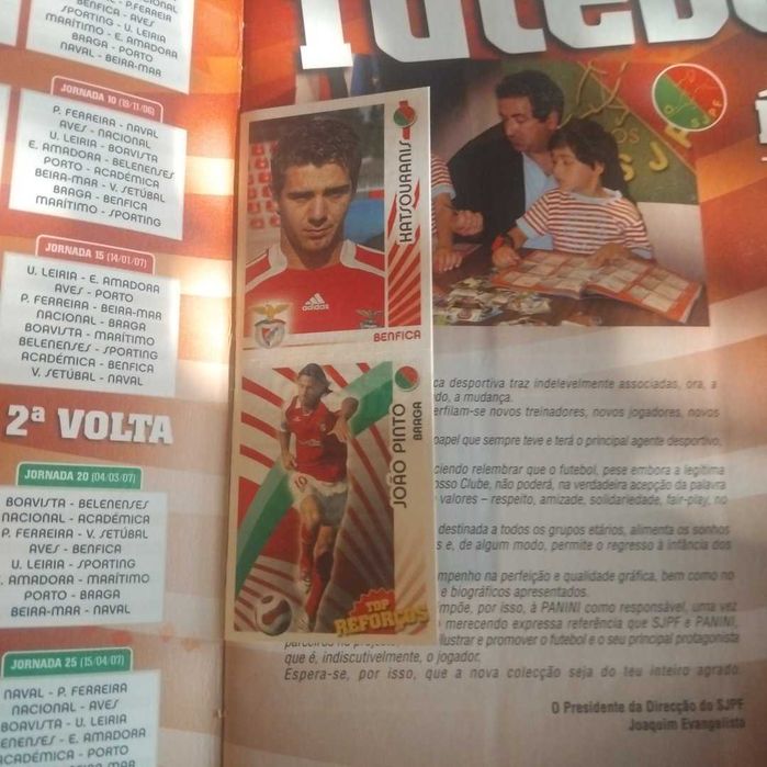 Caderneta liga 2006/07 com muitos cromos como nova