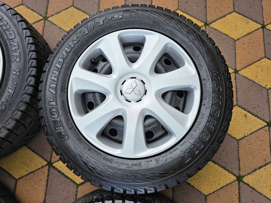 Колеса Mitsubishi Outlander ASX R16 5x114.3 / Зима Yokohama / Диски + ковпаки
