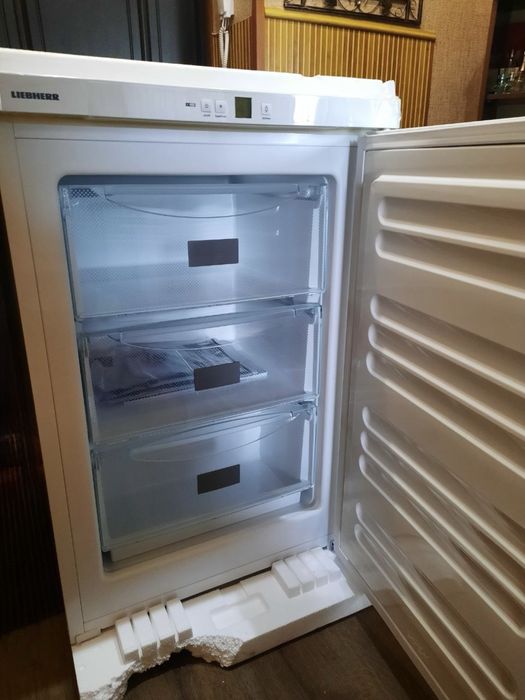 Продам морозильну камеру LIBHERR з системою SmartFrost