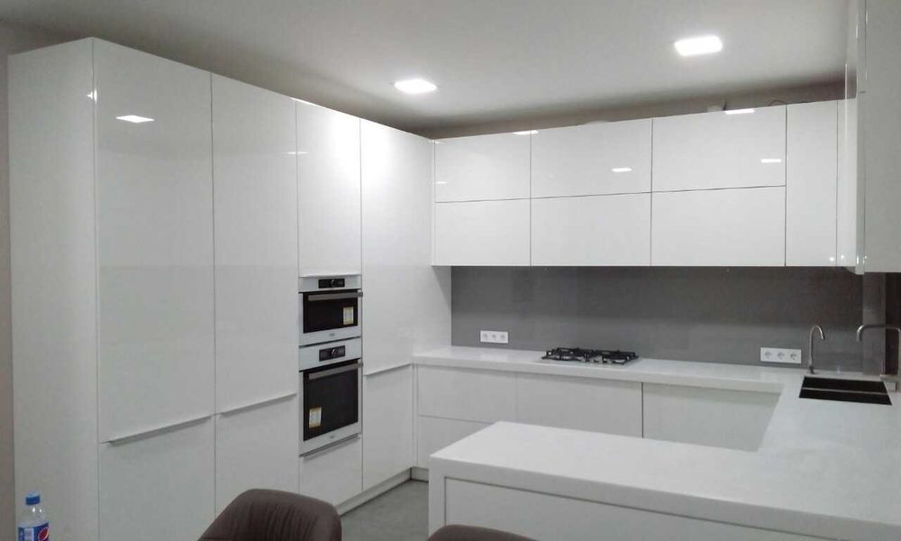 Меблі, кухні, спальні, гардероби, офісні меблі, дзеркала, Loft