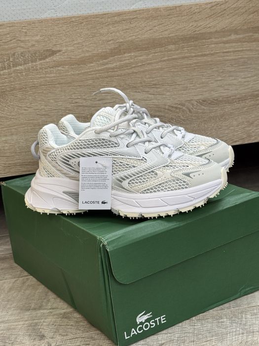 Кросівки Lacoste оригінал нові 37 розмір