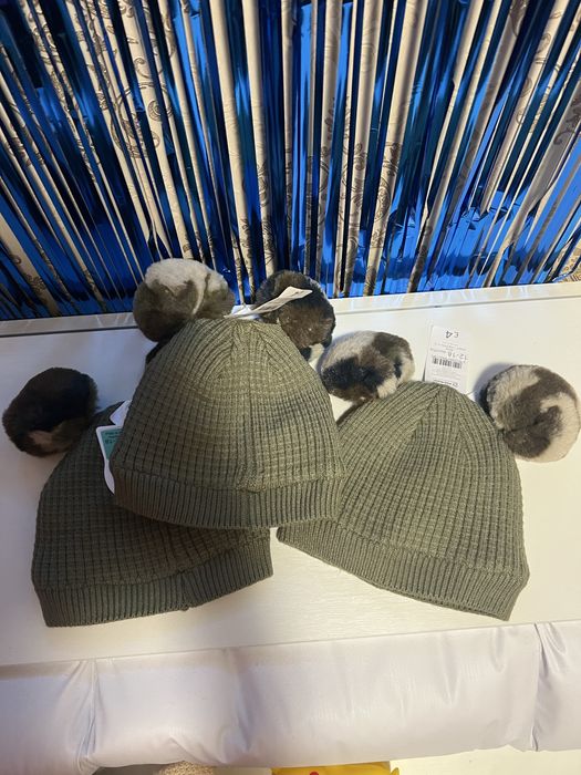 Теплі дитячі шапочки