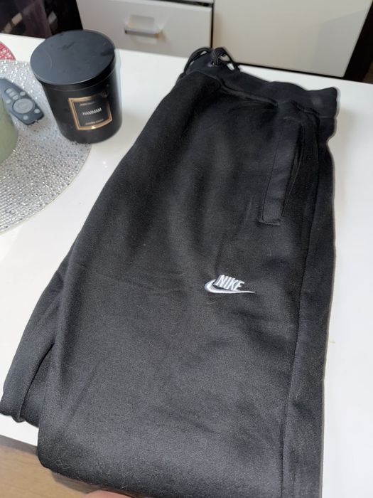 Dresy nowe nike czarny